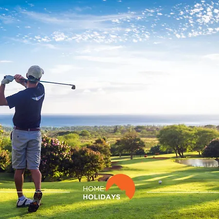 #211 Cerro Lagoa By Holidays Vakantiehuis