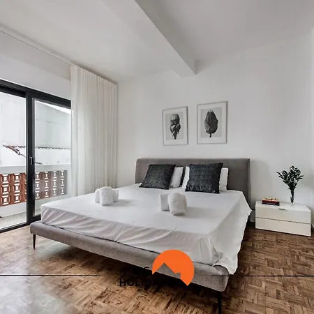 #211 Cerro Lagoa By Holidays